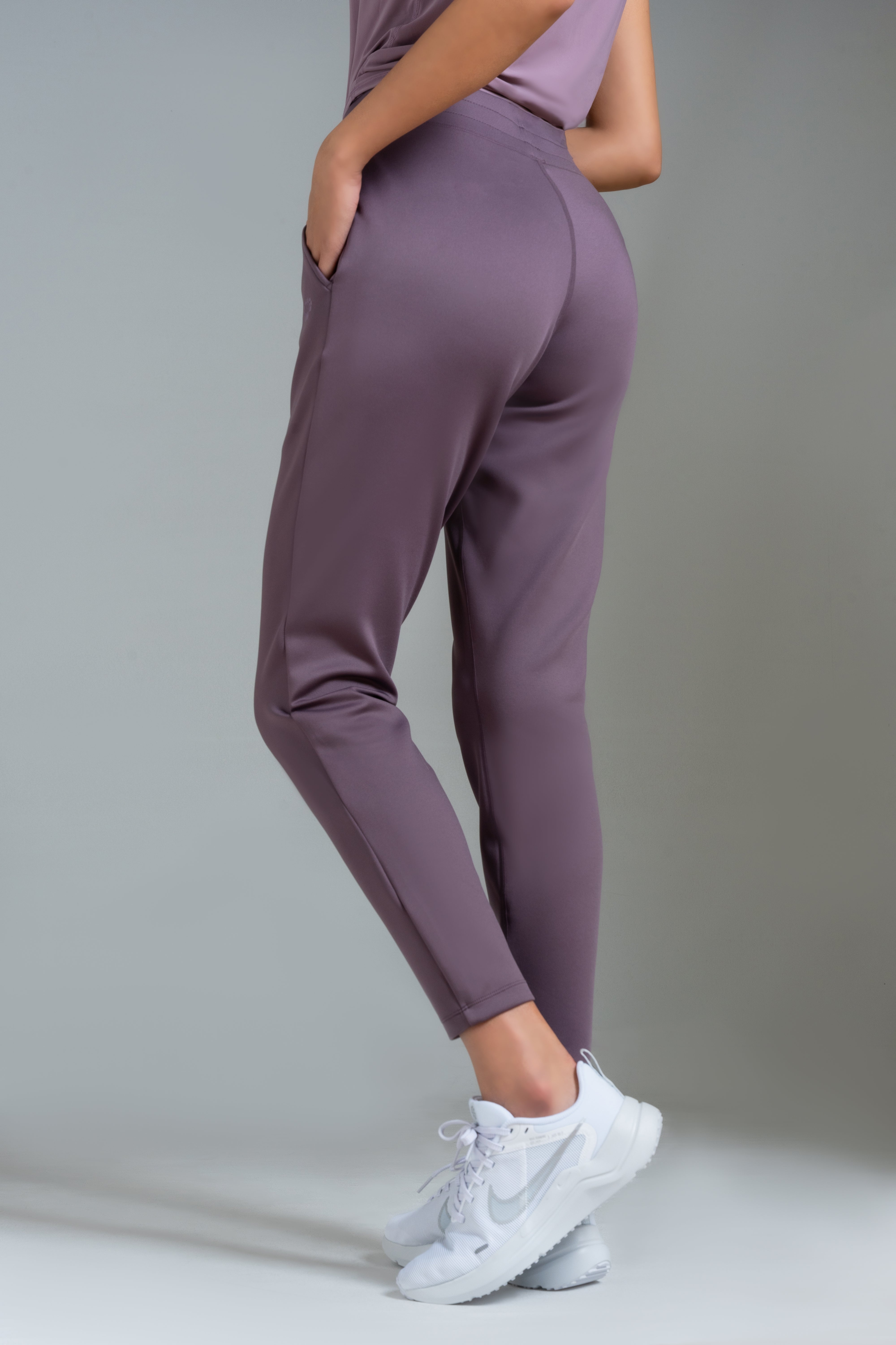 Women's Everyday Pants